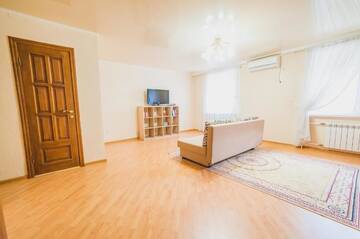 Фото номера Апартаменты с 2 спальнями Апартаменты Apartments on City Center г. Уральск 30