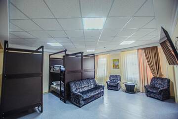 Фото номера Общий десятиместный номер для мужчин и женщин Отель Europa Hotel г. Уральск 2