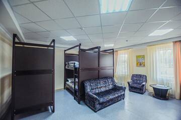 Фото номера Общий десятиместный номер для мужчин и женщин Отель Europa Hotel г. Уральск 3