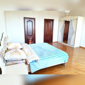 Фото номера Апартаменты с 3 спальнями Апартаменты Мода в доме 09 г. Уральск 8